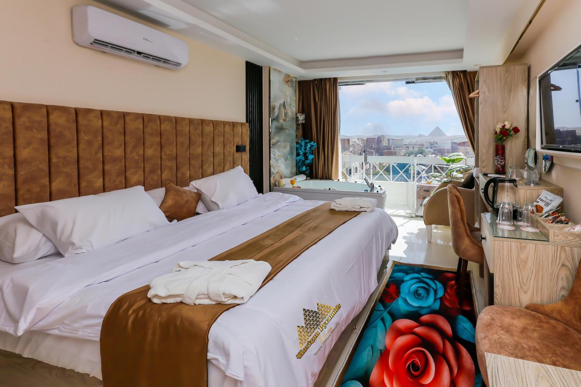 Horizon Pyramid View Inn Kafrat al Jabal Exterior photo