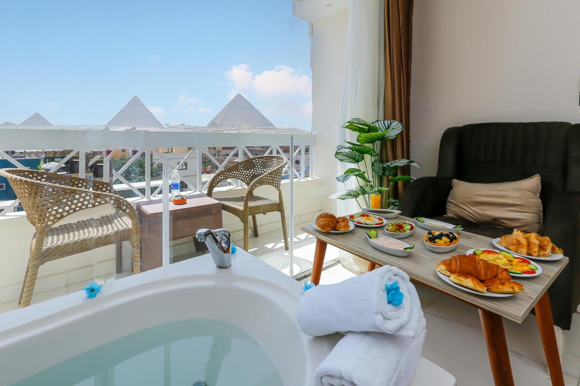 Horizon Pyramid View Inn Kafrat al Jabal Exterior photo